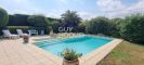Superbe villa avec piscine et jardin paysagé